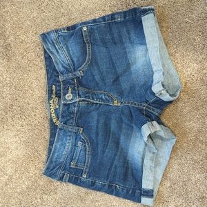 Arizona Jean company size 1